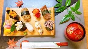 旬野菜の彩り握り創作寿司　8貫